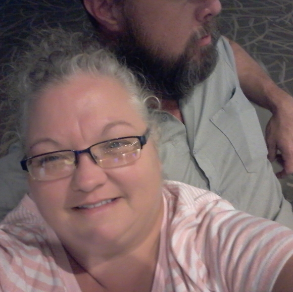 Meet your Posher, Amanda - Picture 9 of 11